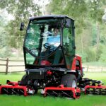 ReelMaster T4240 02750 action 4