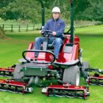 ReelMaster T4240 02750 action 5