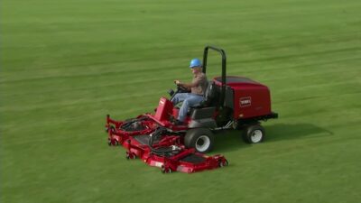 Toro® Groundsmaster® 4000-D – Productivity