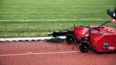 The new Rotating brush SC3 from SMG: Allrounder for the maintenance and cleaning of track and turf.